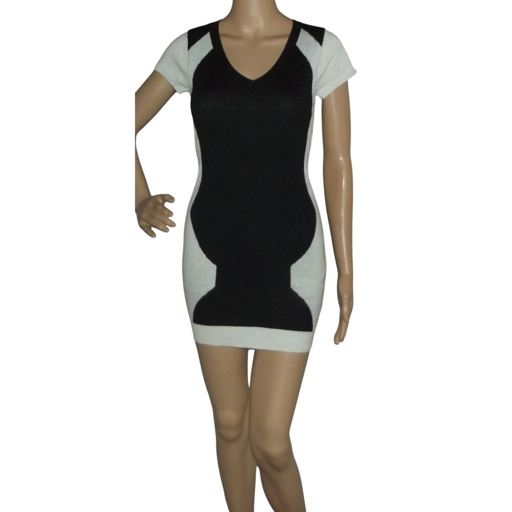 Sweater Dress Tunic Womens Small Black &White Colorblock Short Sleeve V-Neck y2k